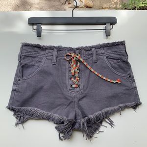 NEW 🔥 Gray fringed shorts by Free People